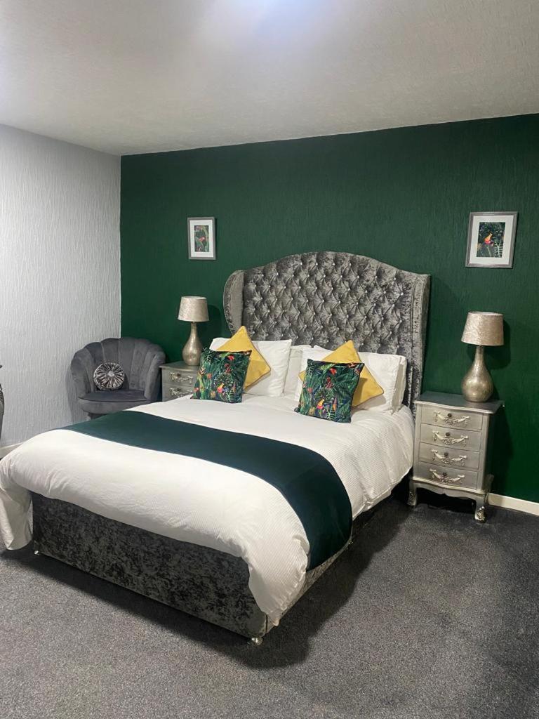 Saphire Glasgow Apartments Giffnock Esterno foto