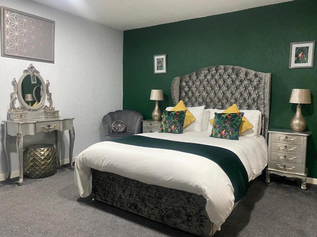 Saphire Glasgow Apartments Giffnock Esterno foto